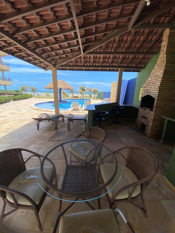 Beachfront Apt & Jacuzzi Taíba Extérieur photo